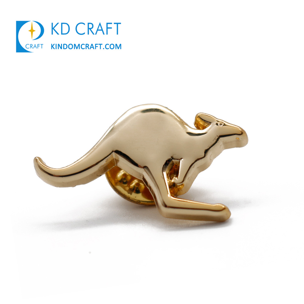 Custom Lapel Pin cartoon anime metal animal enamel pin